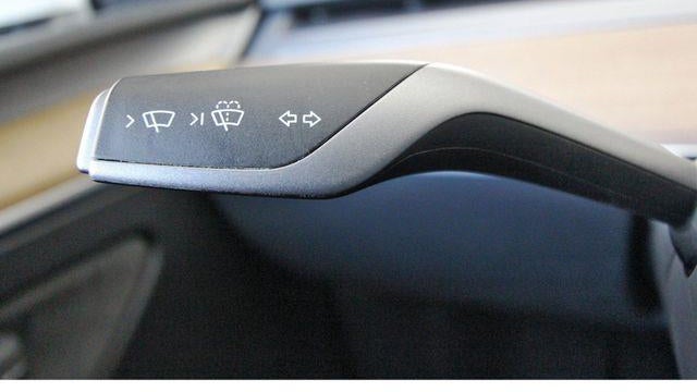 2023 Tesla Model Y Base