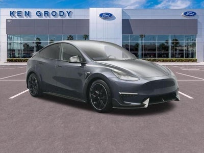 2023 Tesla Model Y AWD Long Range 4DR Crossover