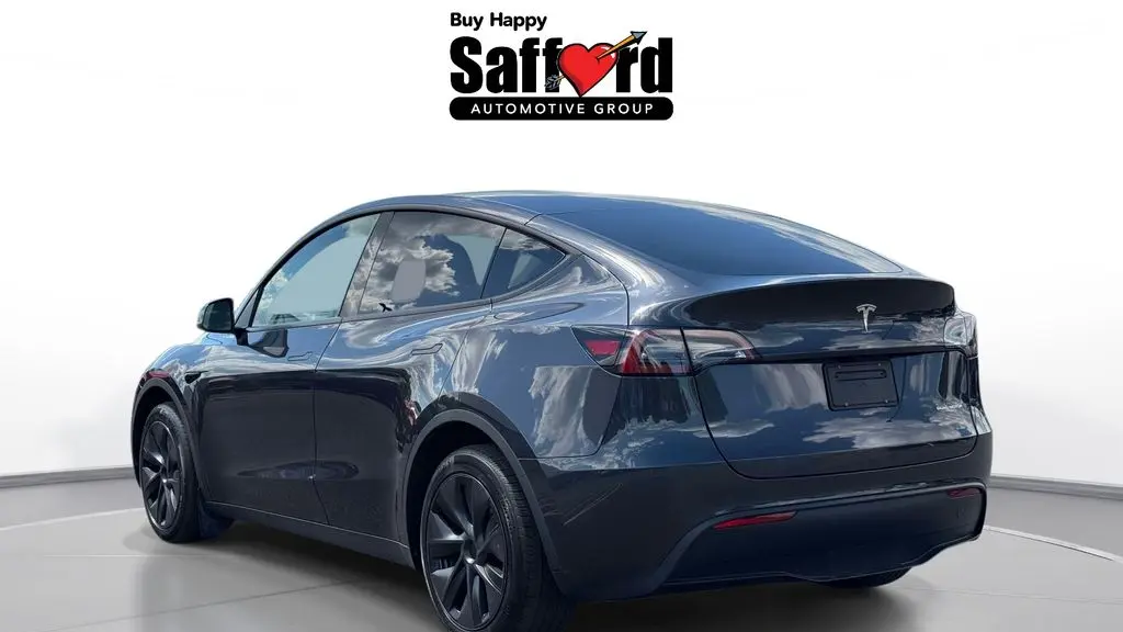 2025 Tesla Model Y Long Range