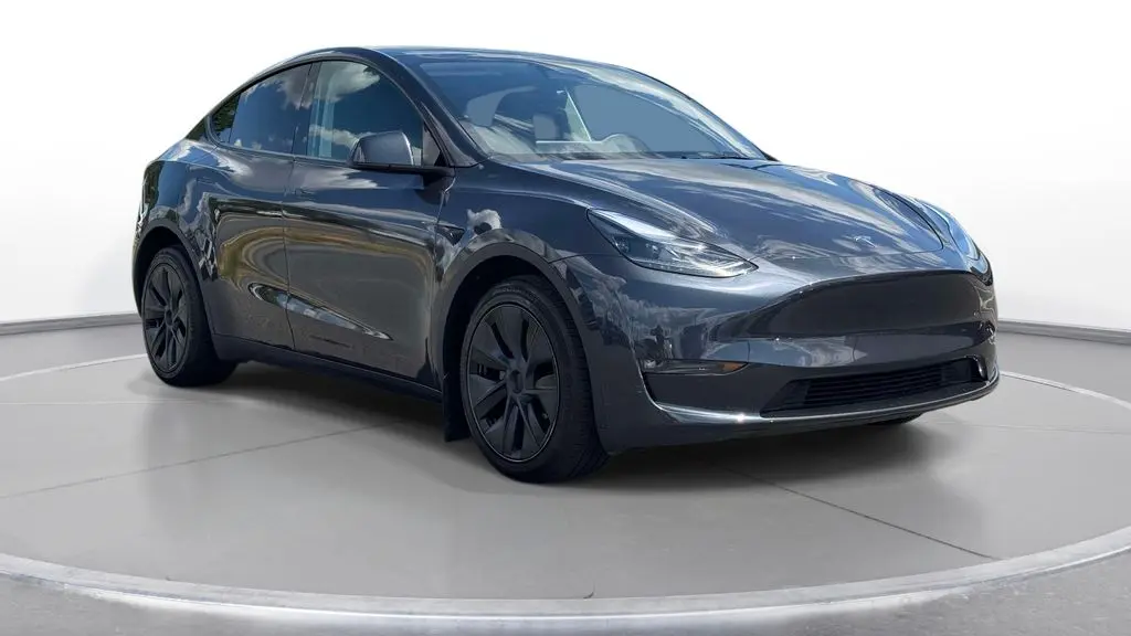 2025 Tesla Model Y Long Range