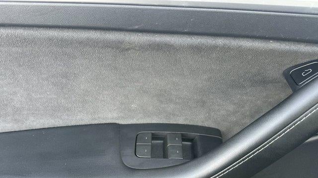 2023 Tesla Model Y Base