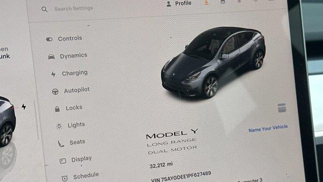2023 Tesla Model Y Base
