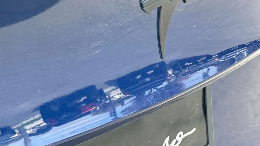 2023 Tesla Model Y Base