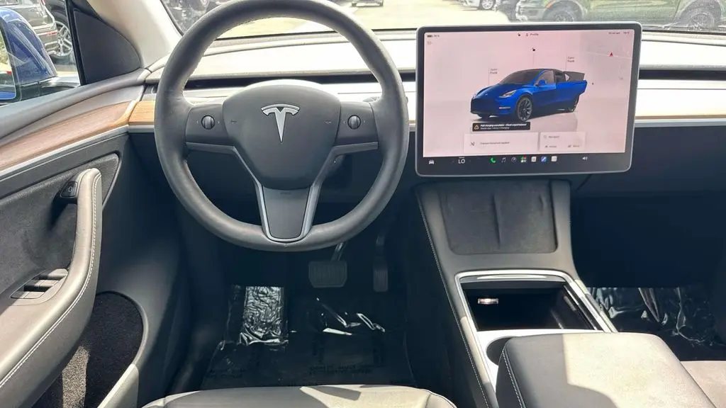 2023 Tesla Model Y Base