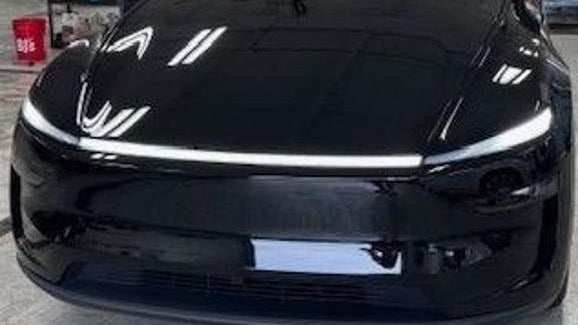 2026 Tesla Model Y Premium