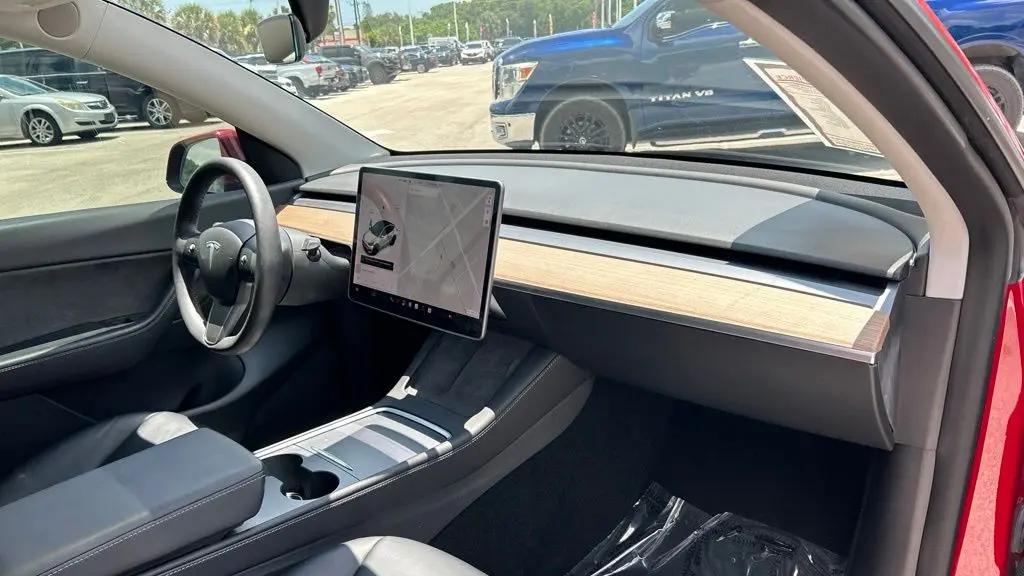 2022 Tesla Model Y Long Range