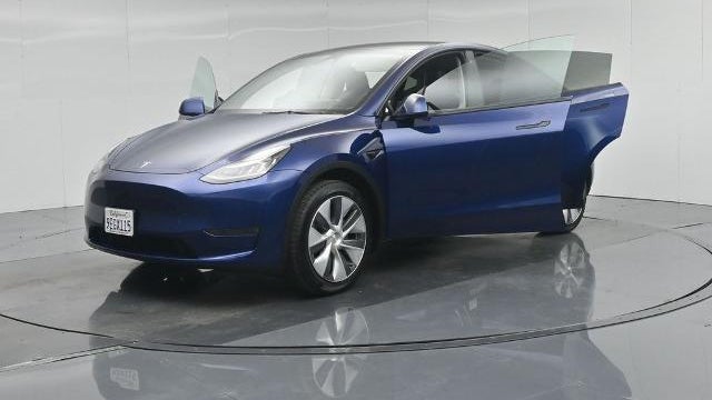 2023 Tesla Model Y Base