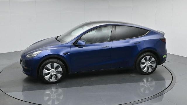 2023 Tesla Model Y Base