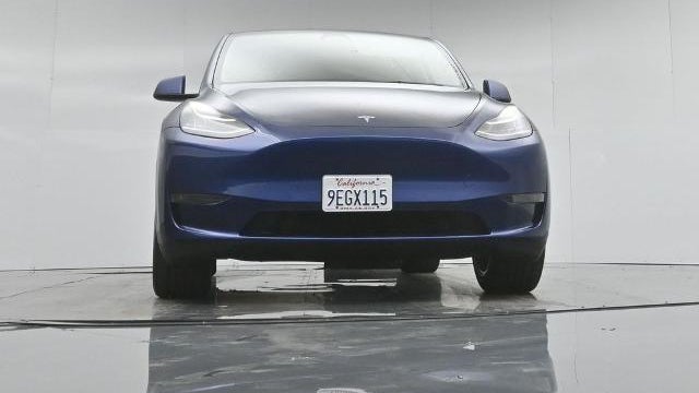 2023 Tesla Model Y Base