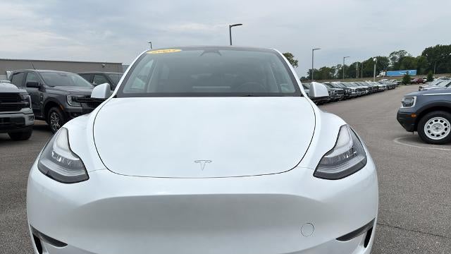 2023 Tesla Model Y Base