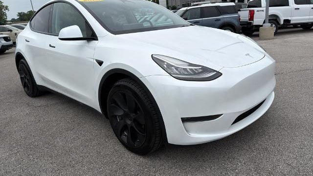 2023 Tesla Model Y Base