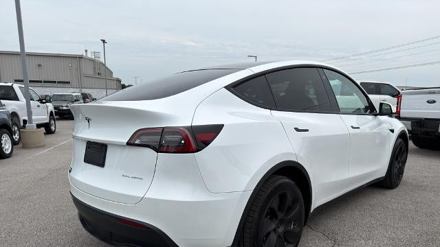 2023 Tesla Model Y Base