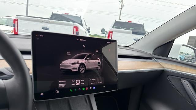 2023 Tesla Model Y Base