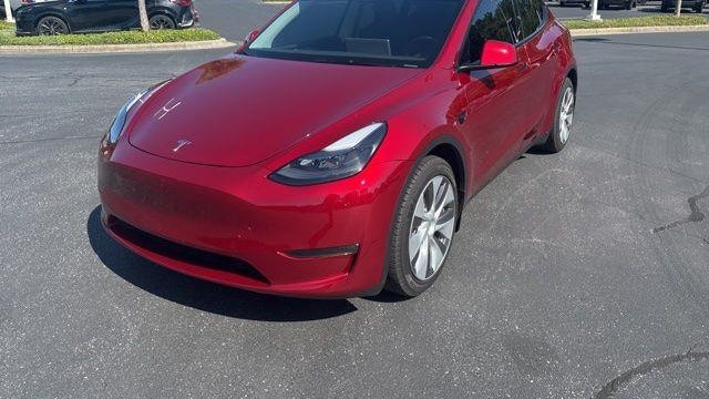 2024 Tesla Model Y Long Range