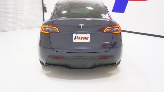 2024 Tesla Model Y Long Range