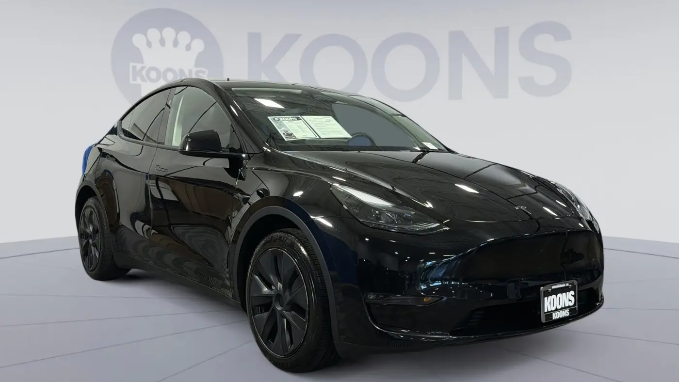 2024 Tesla Model Y Long Range