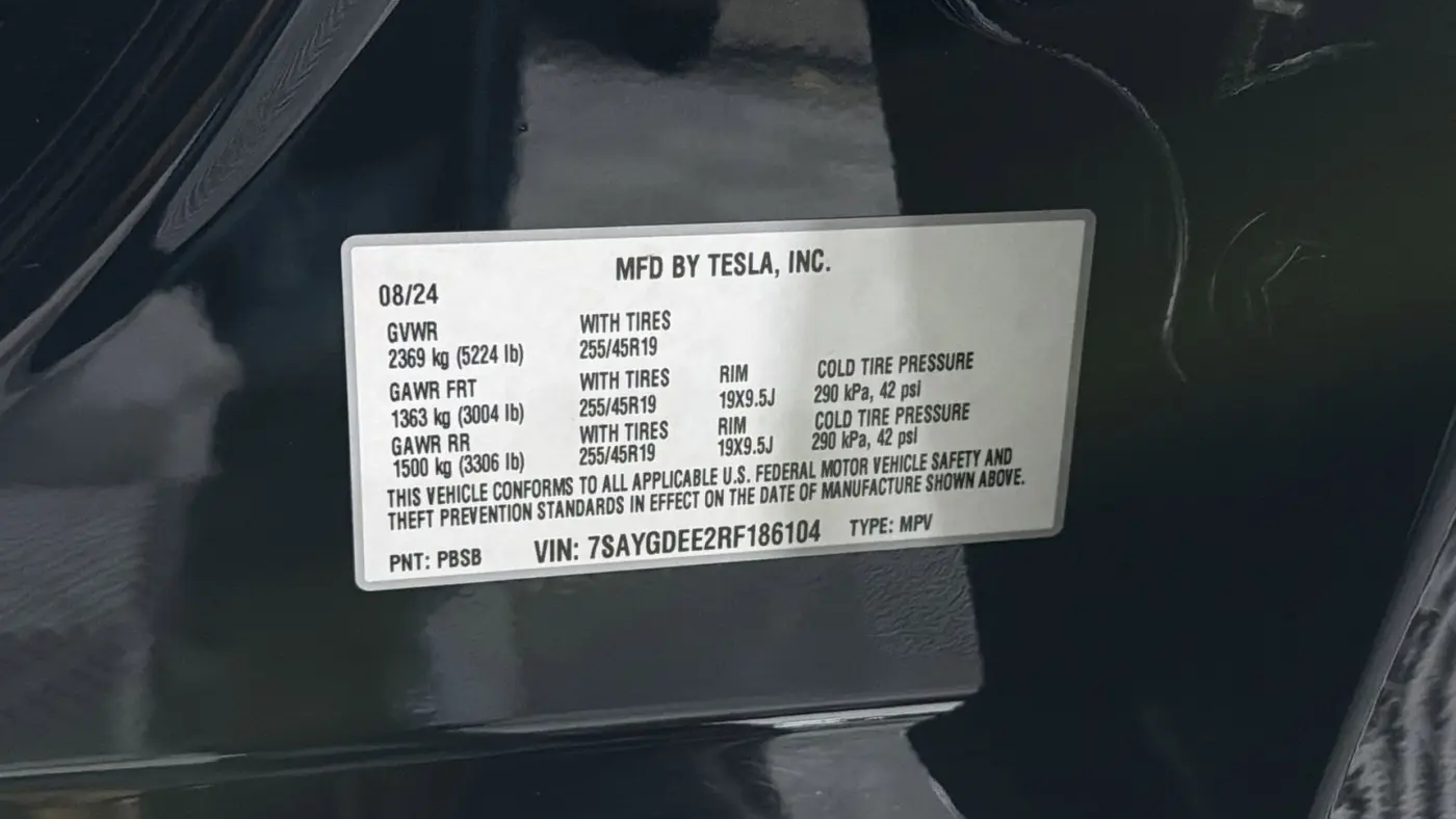 2024 Tesla Model Y Long Range