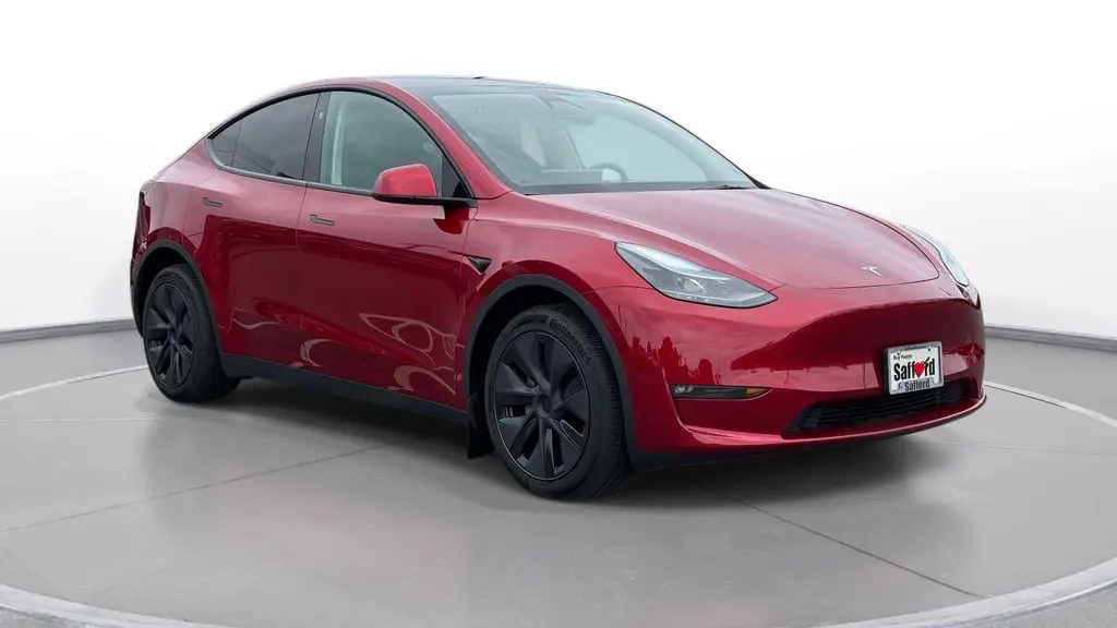 2025 Tesla Model Y Long Range