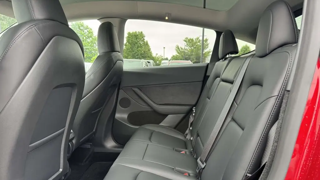 2025 Tesla Model Y Long Range