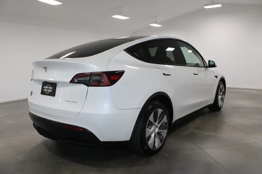 2023 Tesla Model Y - $35,658