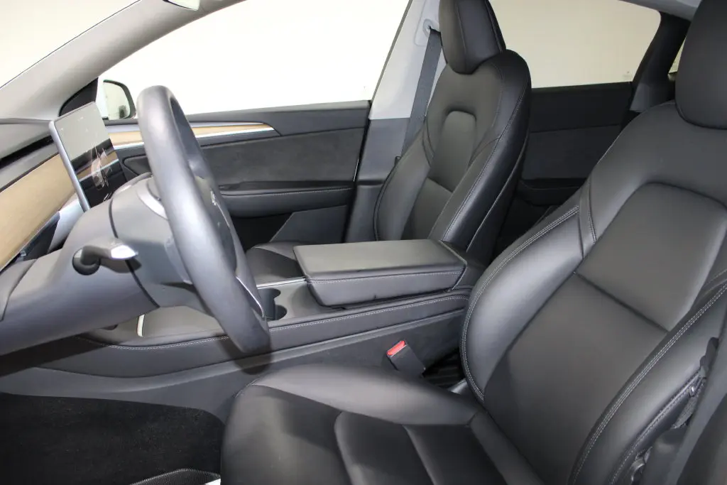 2023 Tesla Model Y - $35,658
