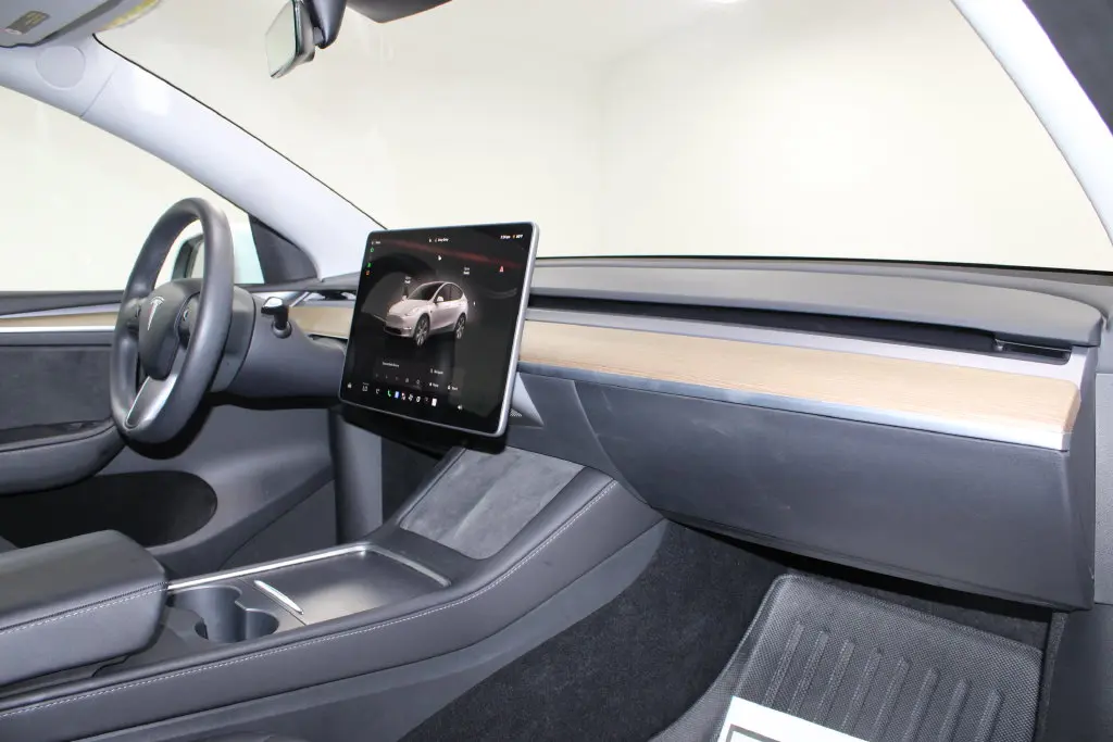 2023 Tesla Model Y - $35,658