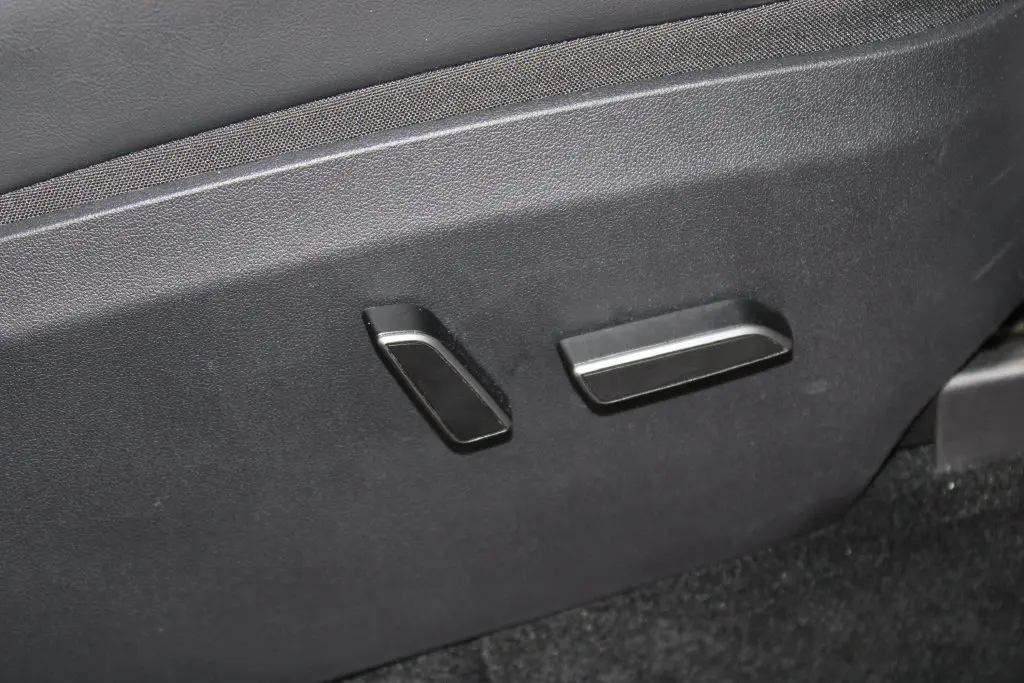 2023 Tesla Model Y - $35,658