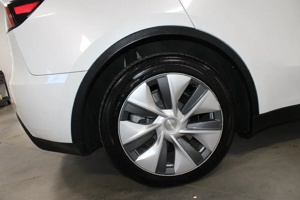 2023 Tesla Model Y - $35,658