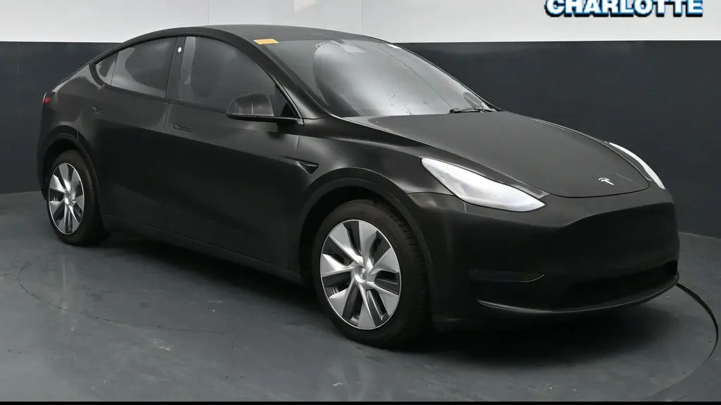 2023 Tesla Model Y Base