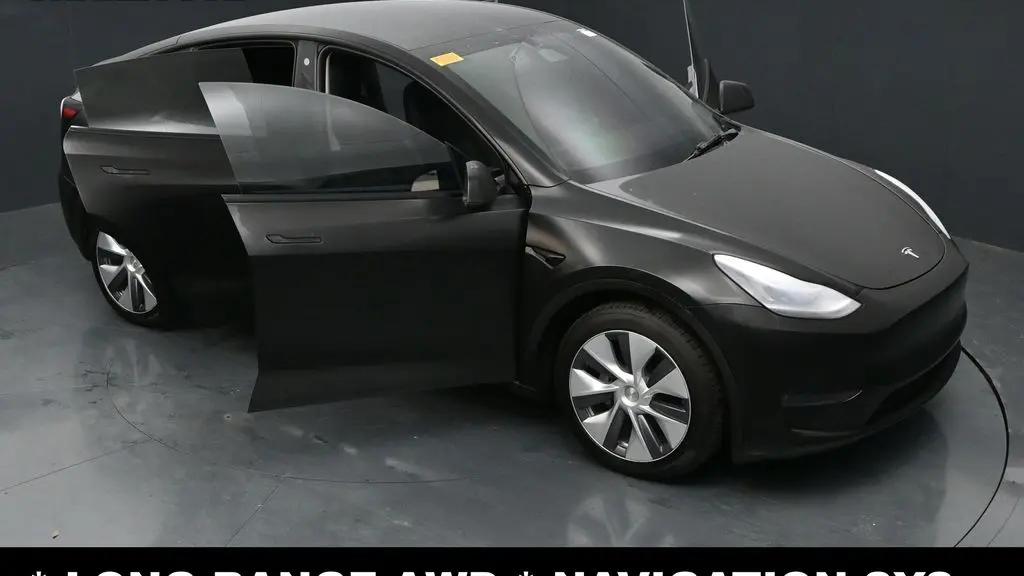 2023 Tesla Model Y Base