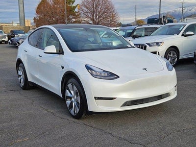 Photo of a 2023 Tesla Model Y AWD Long Range 4DR Crossover for sale