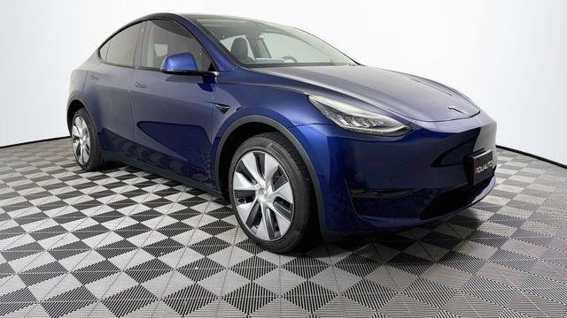2023 Tesla Model Y Long Range