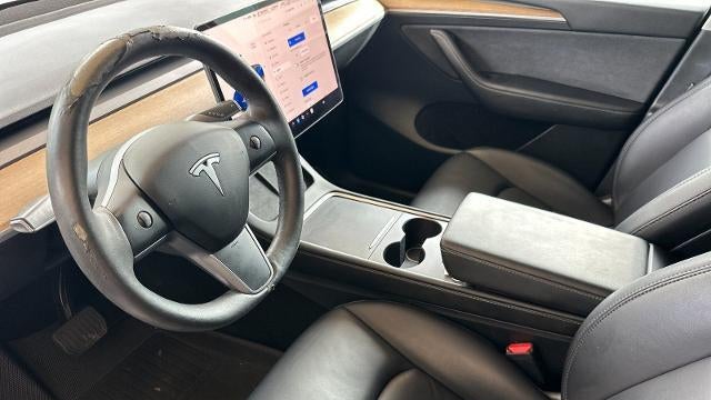2023 Tesla Model Y Base
