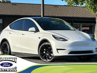 Photo of a 2022 Tesla Model Y AWD Long Range 4DR Crossover for sale