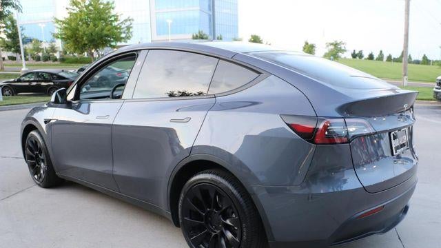 2023 Tesla Model Y Base