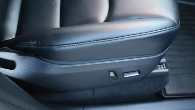 2023 Tesla Model Y Base