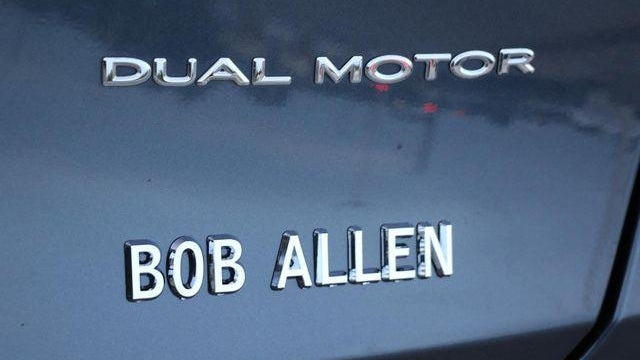 2023 Tesla Model Y Base