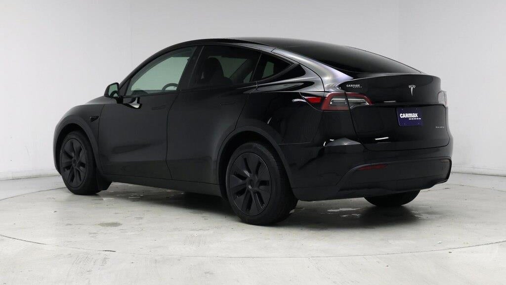 2025 Tesla Model Y Long Range