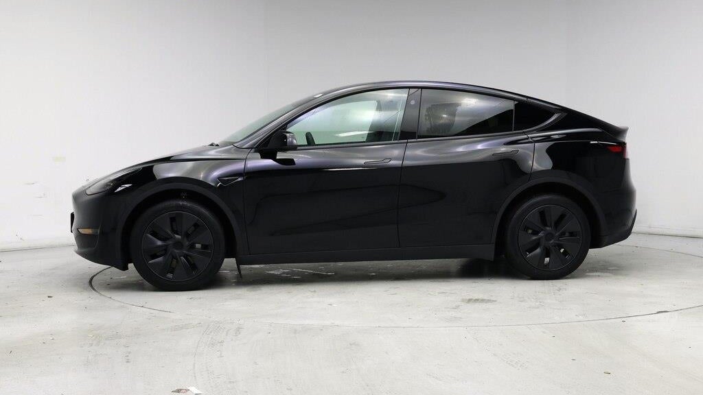 2025 Tesla Model Y Long Range