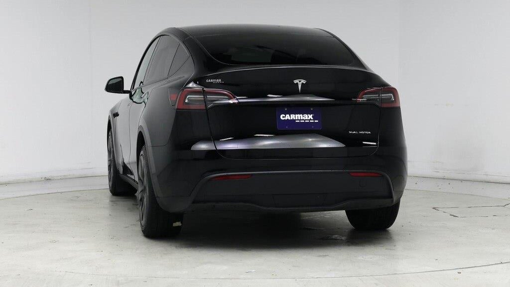2025 Tesla Model Y Long Range