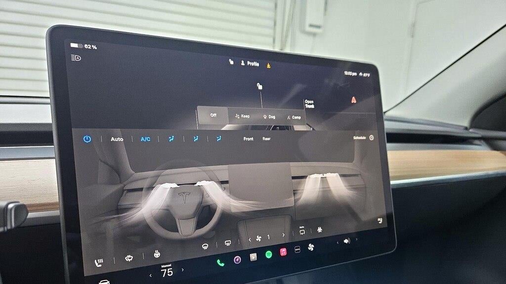 2025 Tesla Model Y Long Range