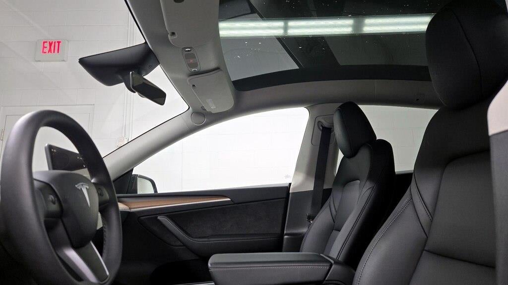 2025 Tesla Model Y Long Range