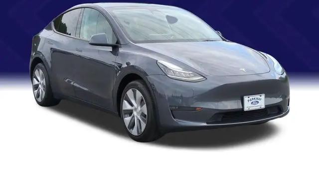 2023 Tesla Model Y Base