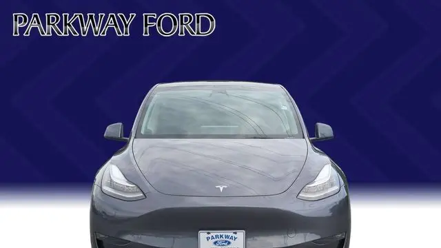 2023 Tesla Model Y Base