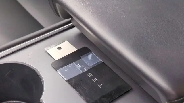 2023 Tesla Model Y Base