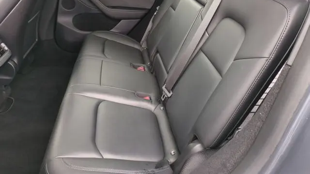 2023 Tesla Model Y Base