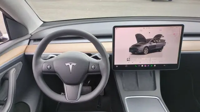 2023 Tesla Model Y Base