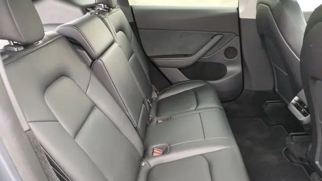 2023 Tesla Model Y Base