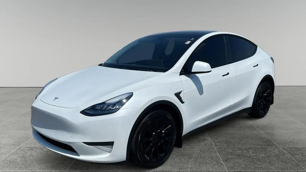 2023 Tesla Model Y Base