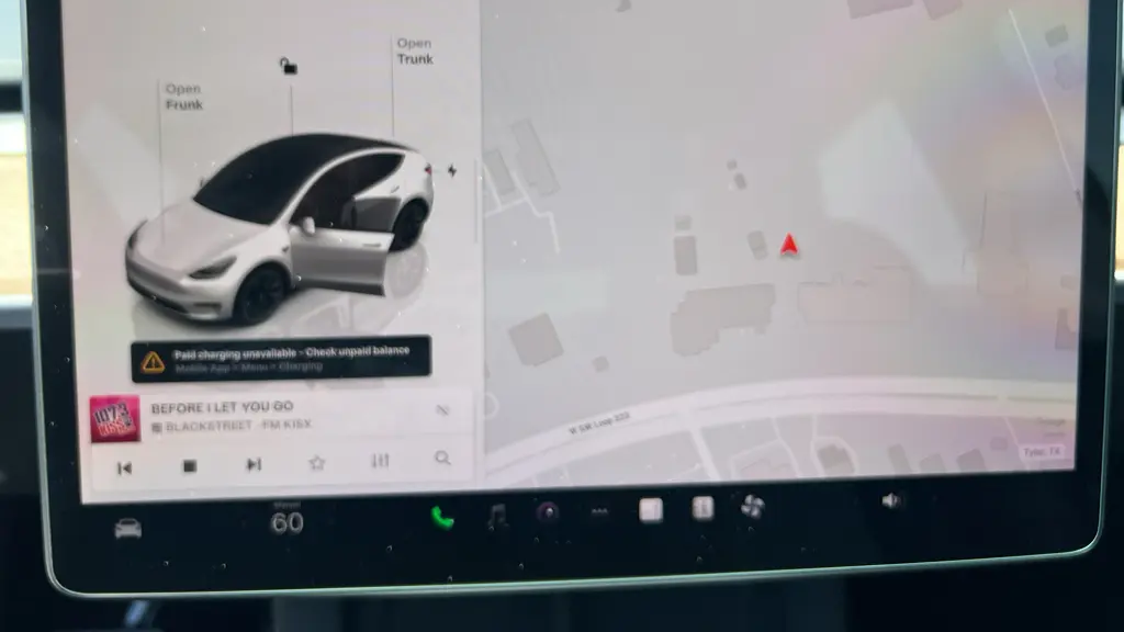 2023 Tesla Model Y Base